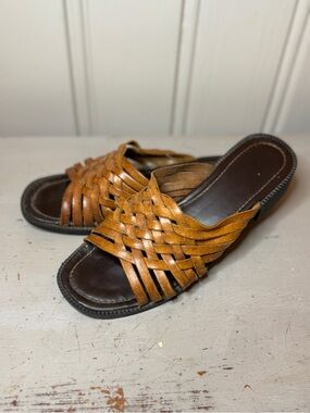 Women’s vintage Basic Editions Woven Leather Slide Sandals Slip On Boho